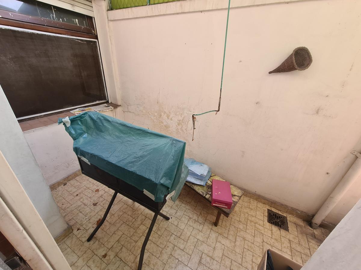 Foto de VENTA PH 3 AMBIENTES CON PATIO Y TERRAZA A RECICLAR - VILLA PUEYRREDON, imagen 3