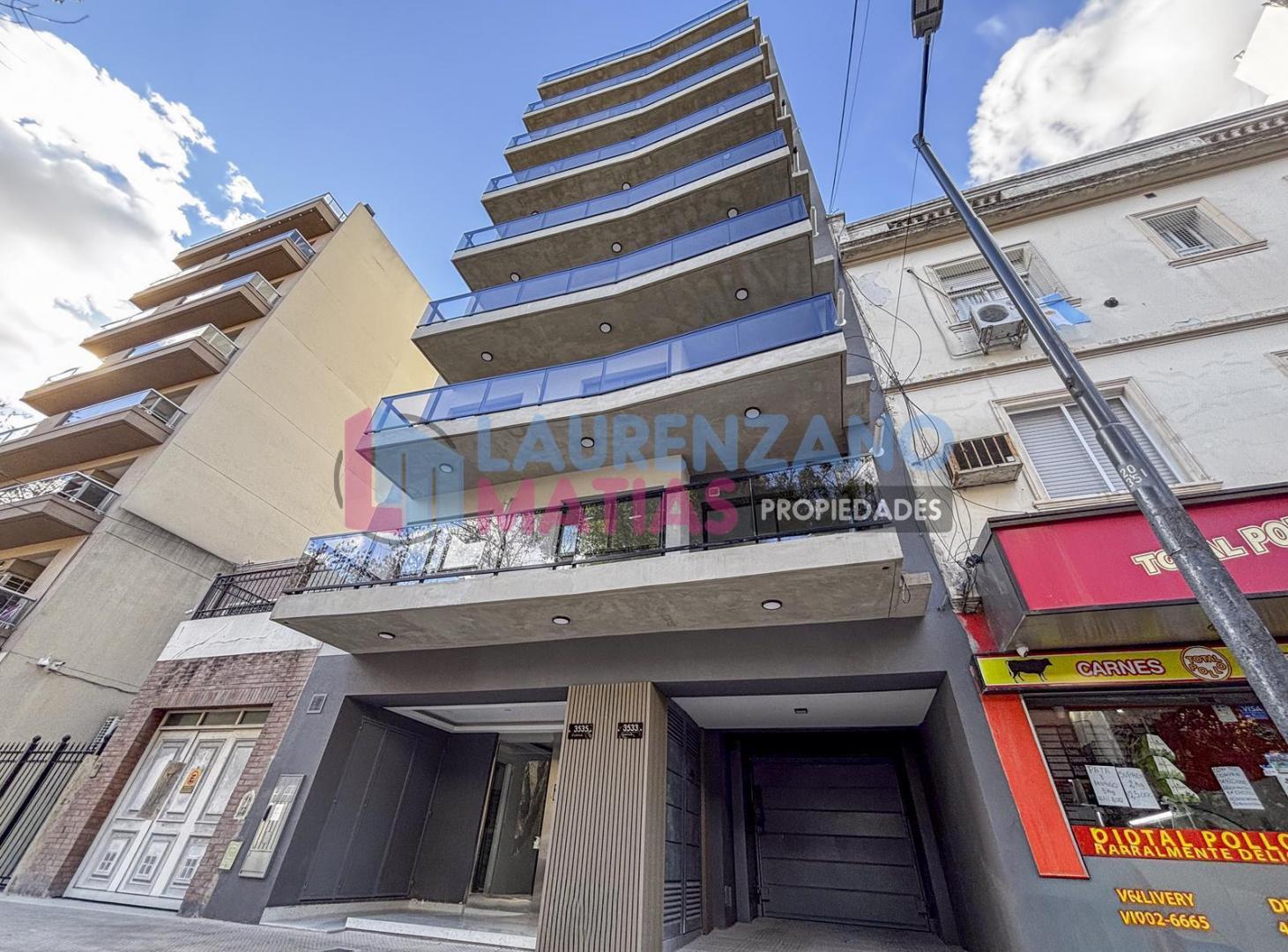 Foto de VENTA SEMIPISO 3 AMBIENTES CON BALCÓN ATERRAZADO Y COCHERA EN VILLA, imagen 3