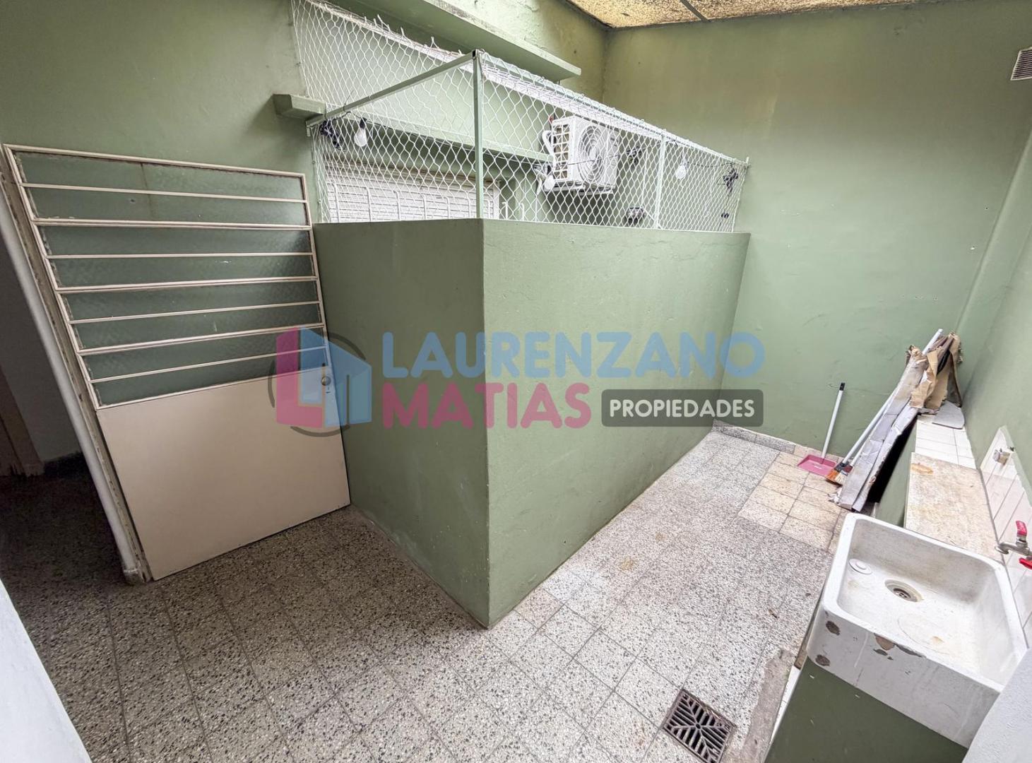 Foto de VENTA - PH DIVIDIDO EN 2 UNIDADES FUNCIONALES CON PATIOS Y TERRAZA, imagen 5