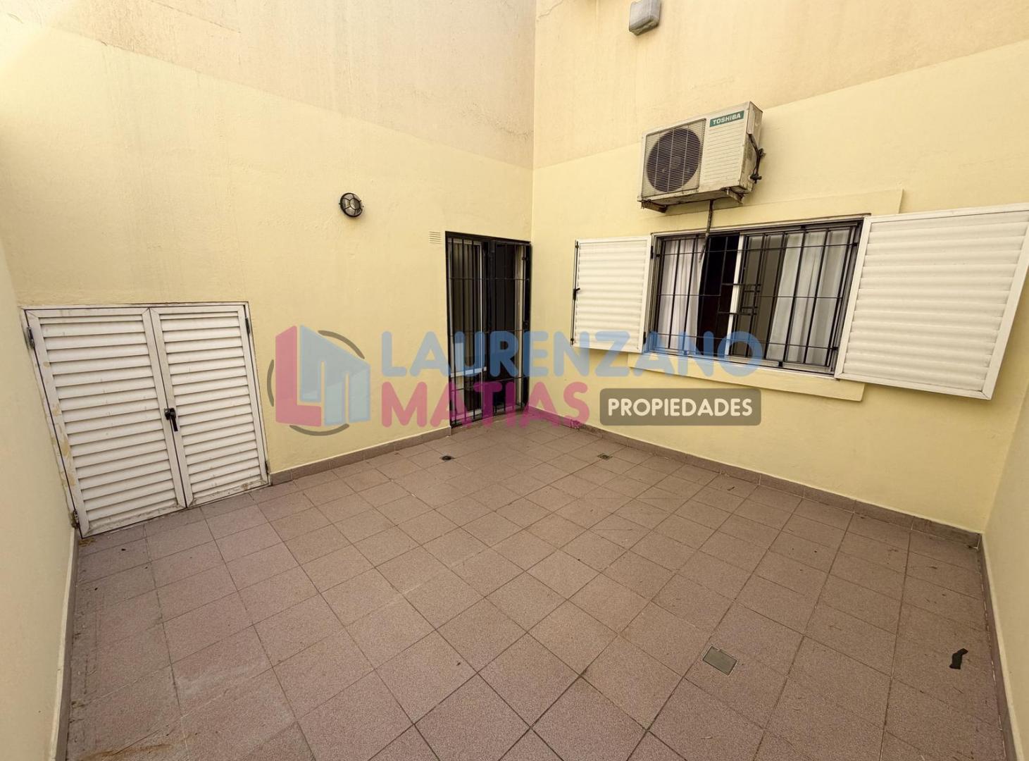 Foto de ALQUILER PH 3 AMBIENTES CON PATIO EN VILLA GRAL. MITRE, imagen 2