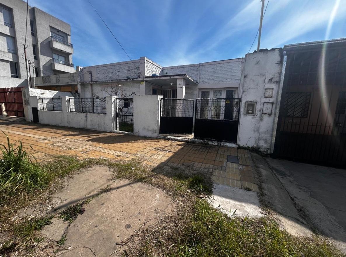 Foto de VENTA LOTE DE 332 M² EN CASEROS, imagen 2