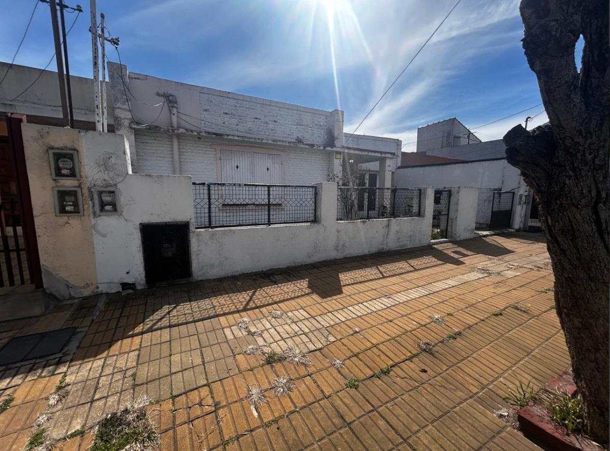 Foto de VENTA LOTE DE 332 M² EN CASEROS, imagen 3