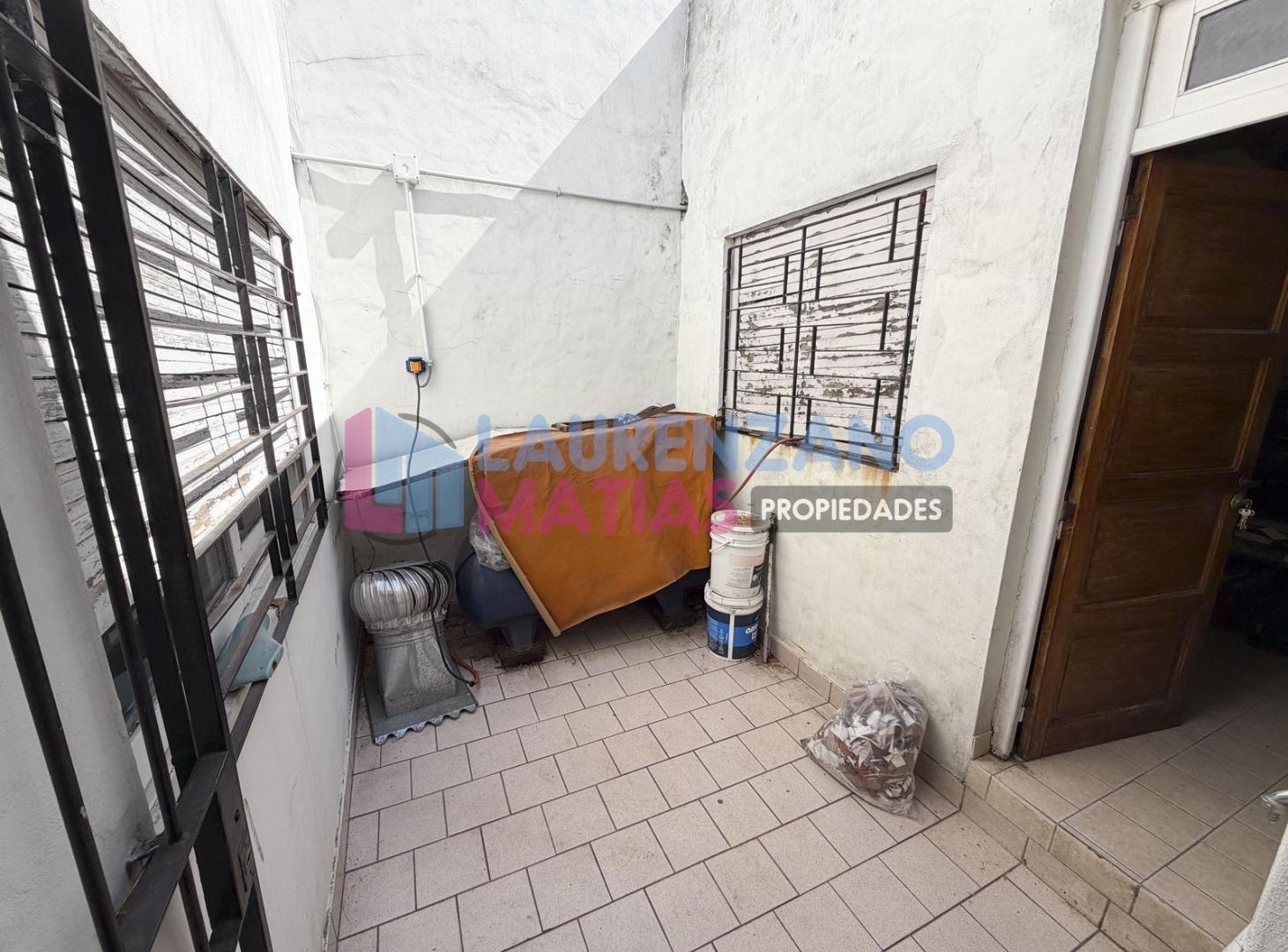 Foto de ALQUILER DEPÓSITO DE 210 m² EN CIUDADELA, imagen 1