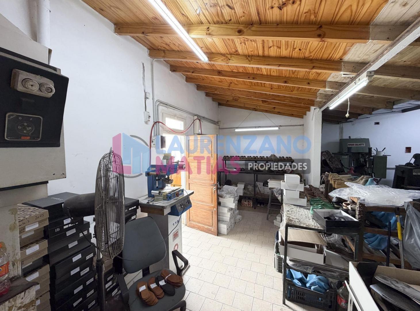 Foto de ALQUILER DEPÓSITO DE 210 m² EN CIUDADELA, imagen 3
