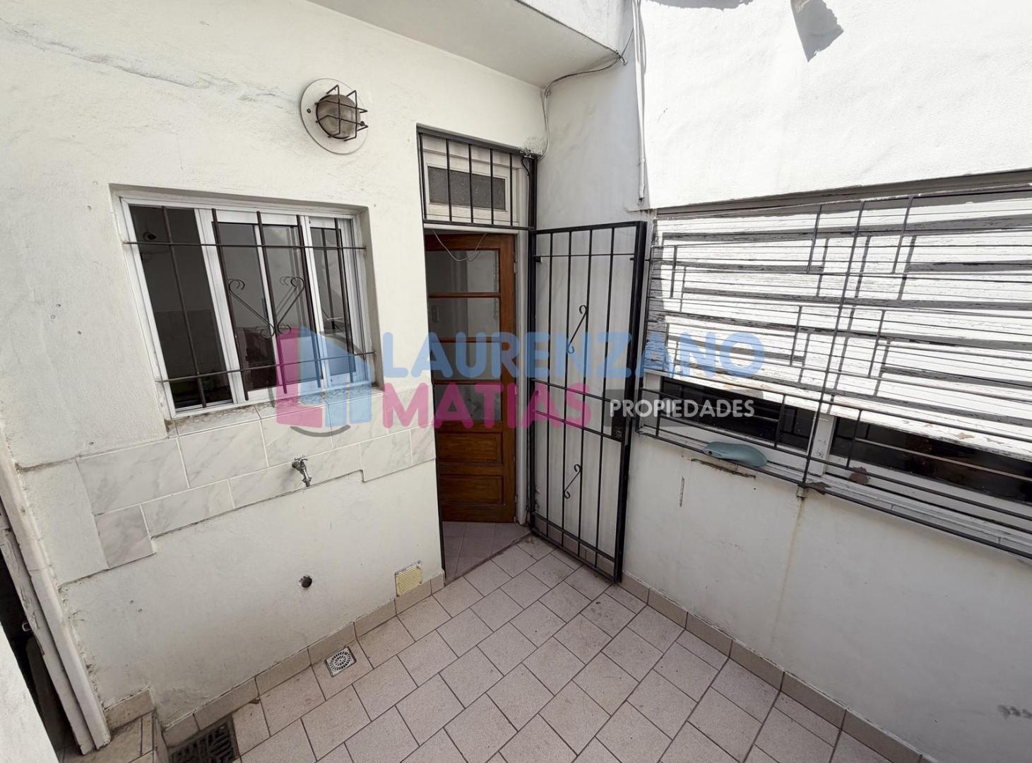 Foto de ALQUILER DEPÓSITO DE 210 m² EN CIUDADELA, imagen 4
