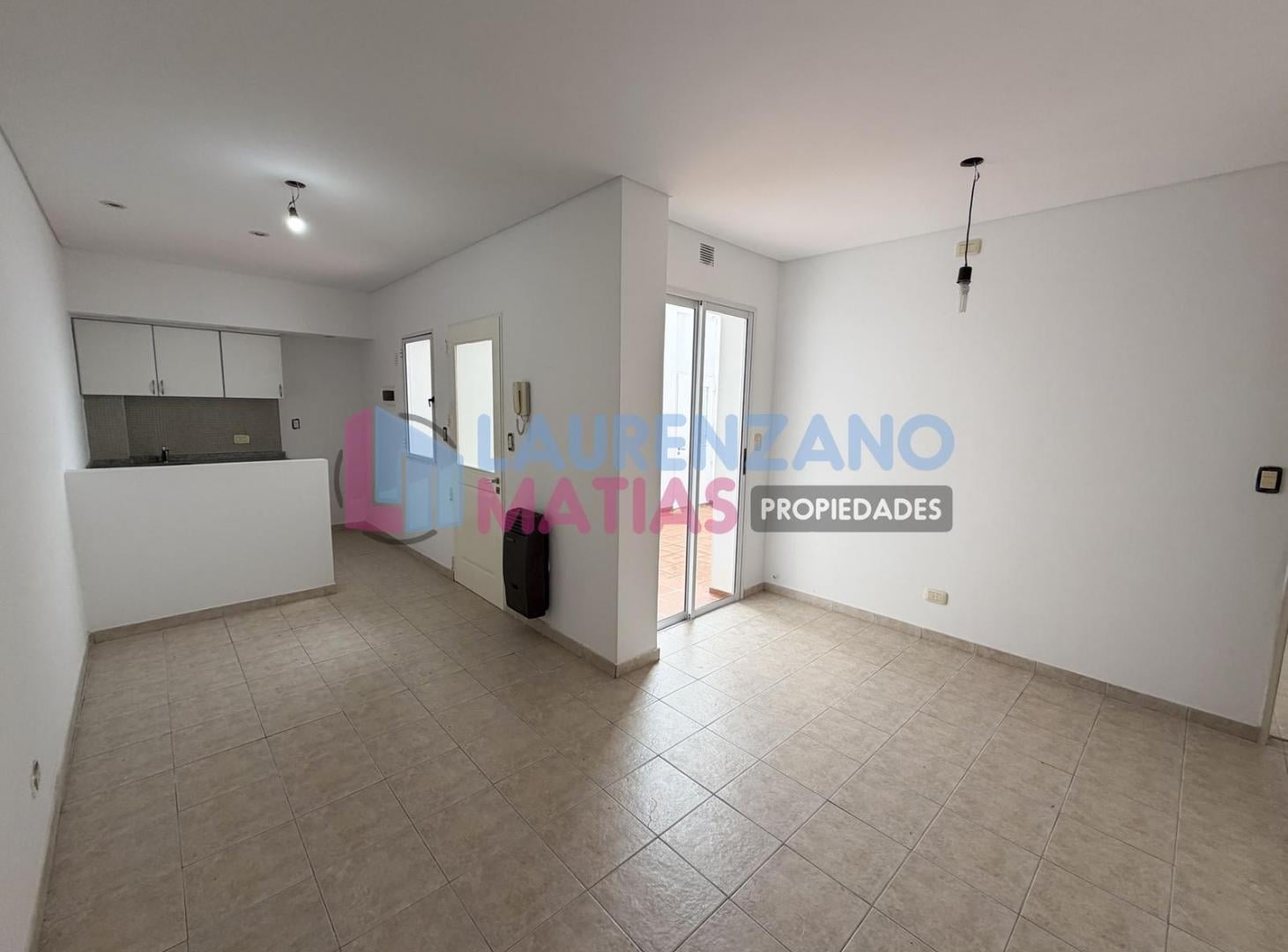 Foto de OFICINA COMERCIAL EN VILLA PUEYRREDON, imagen 2