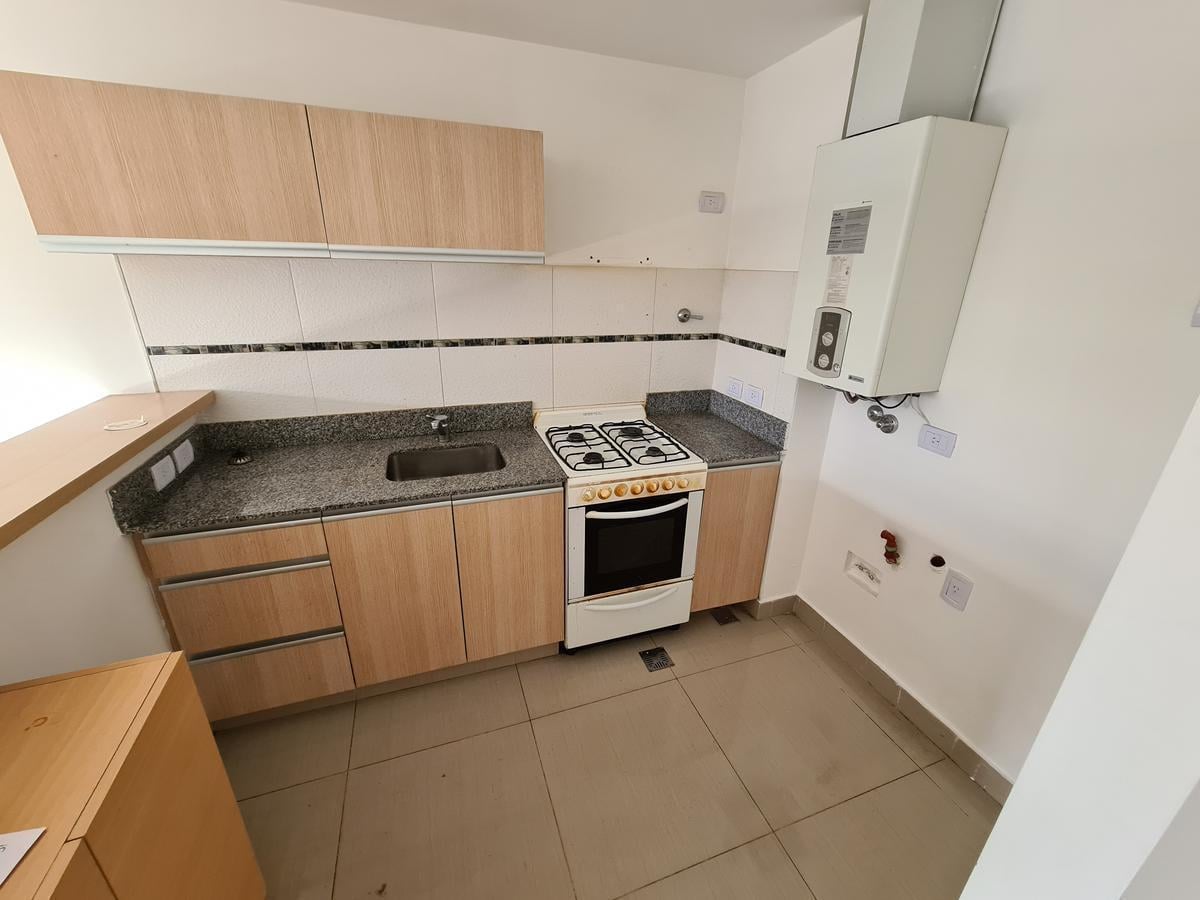 Foto de ALQUILER SEMIPISO 2 AMBIENTES - VILLA PUEYRREDON, imagen 4