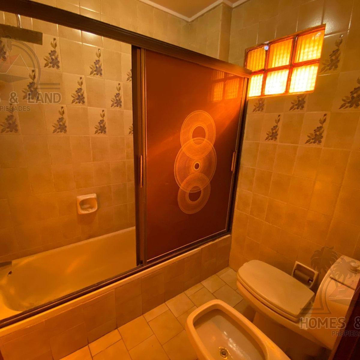 Chalet de 5 Amb de Estilo en Hermosa Ubicación! 3