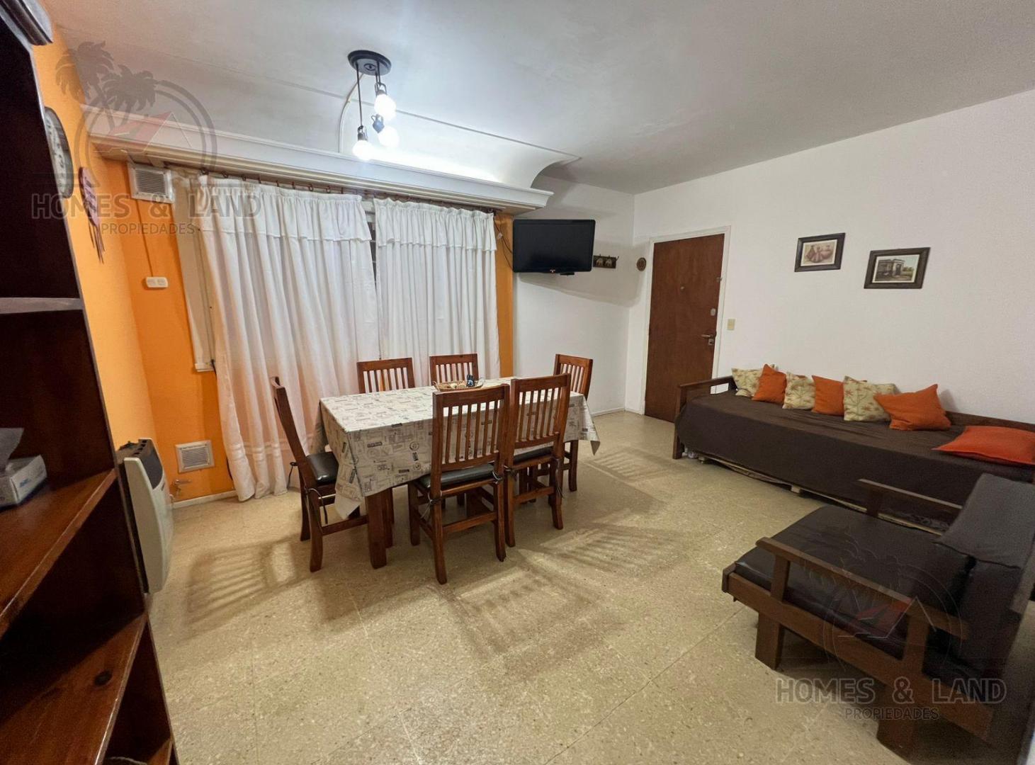 Departamento dos ambientes con baulera en zona Centro