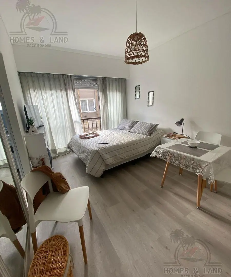Alquiler de hermoso monoambiente a 1 cuadra del mar! 2