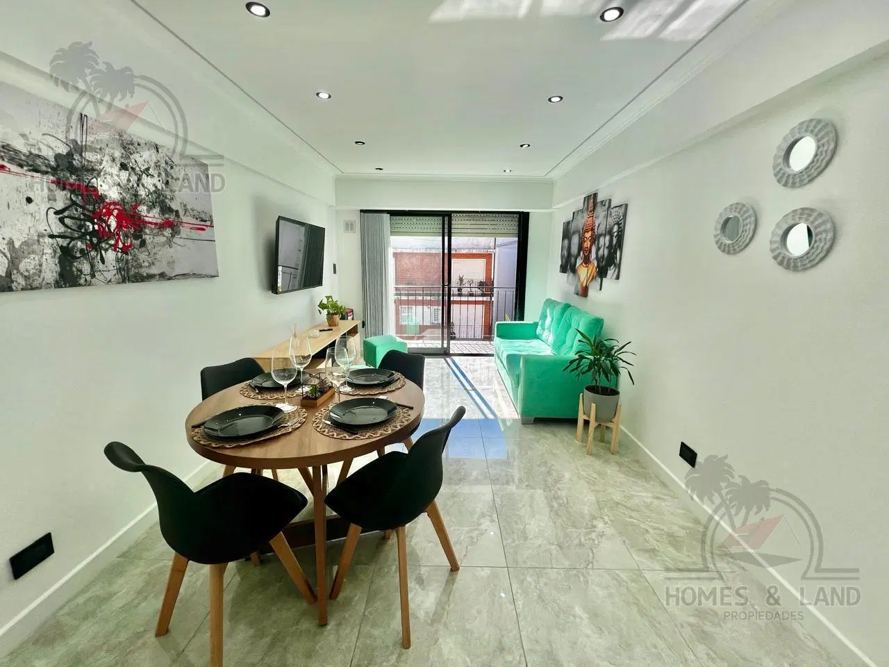 3 AMBIENTES EXTERNO CON BALCÓN CORRIDO 2