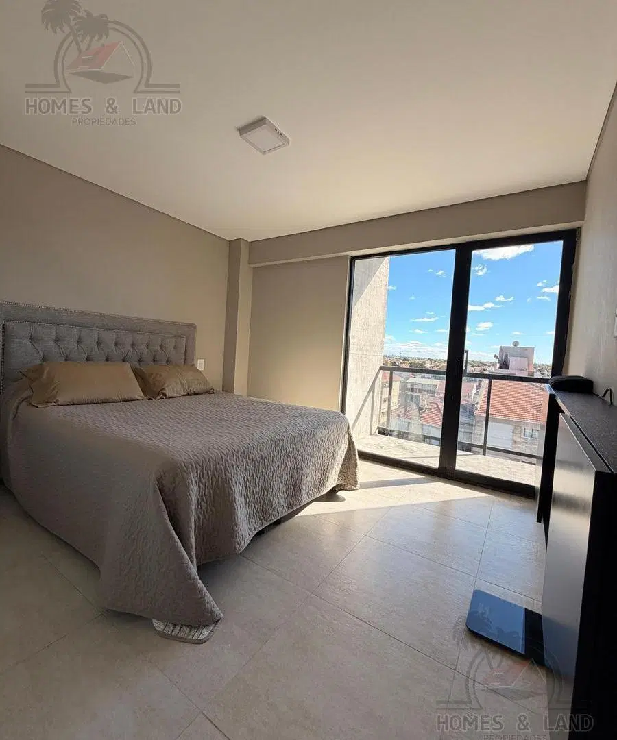 Departamento 3 amb.al frente con cochera 4