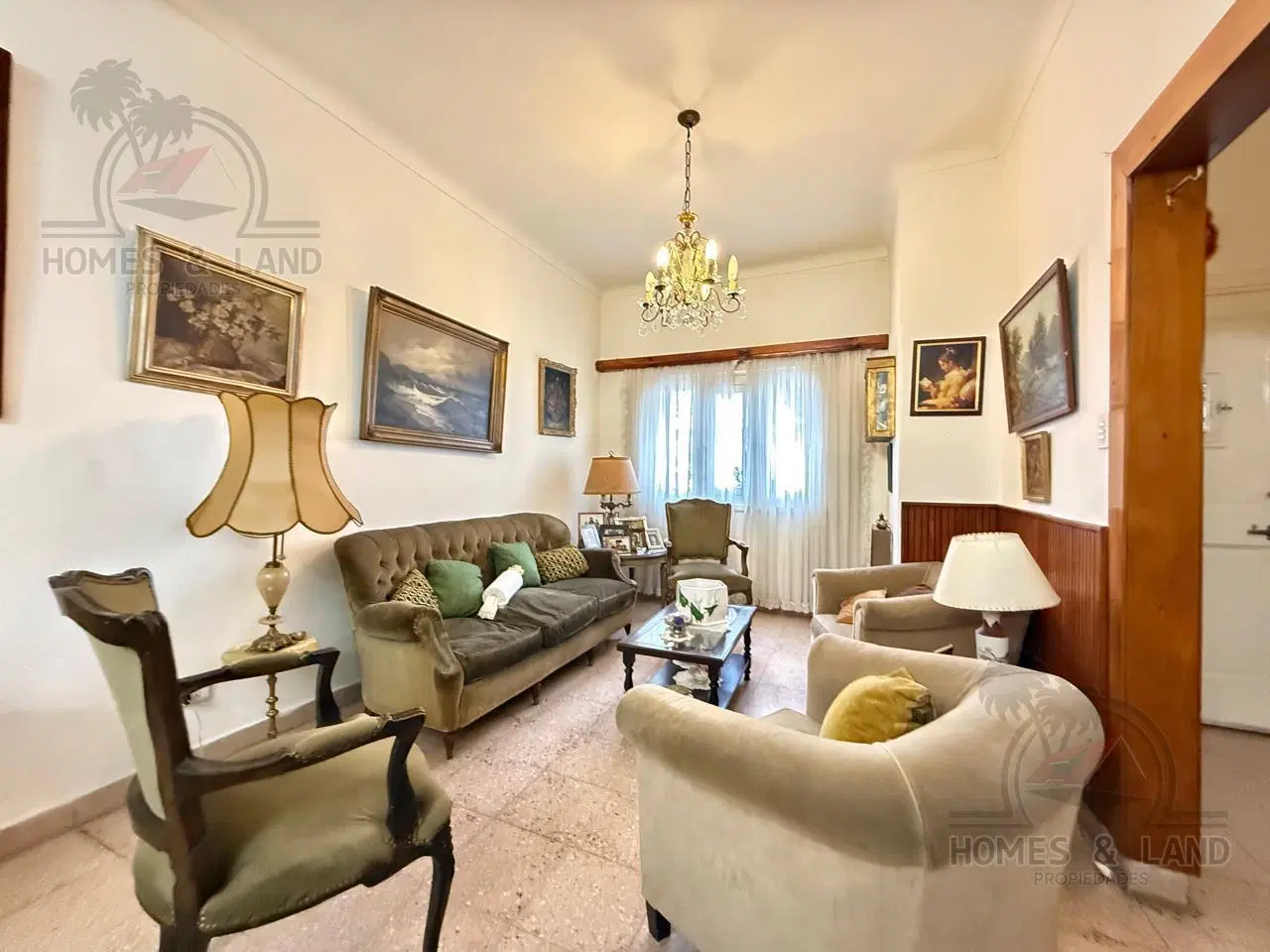 Casa 5 ambientes con parque 3