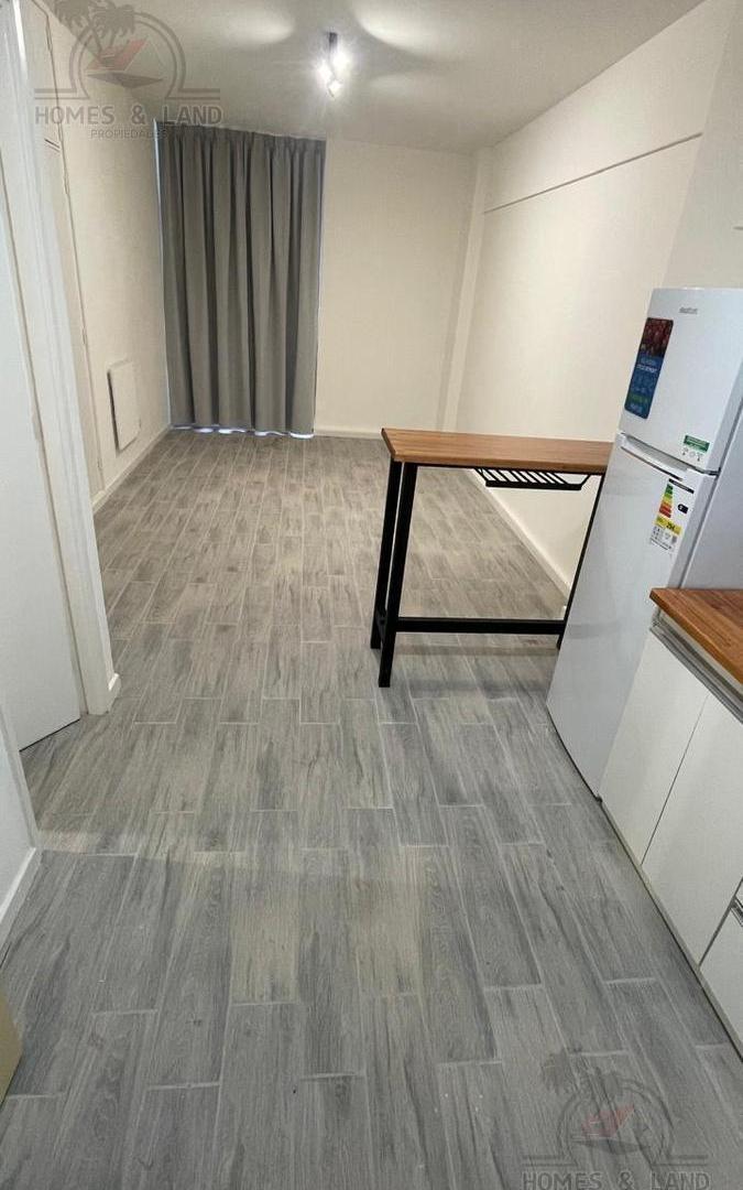 Foto de Departamento un ambiente con balcón, imagen 1