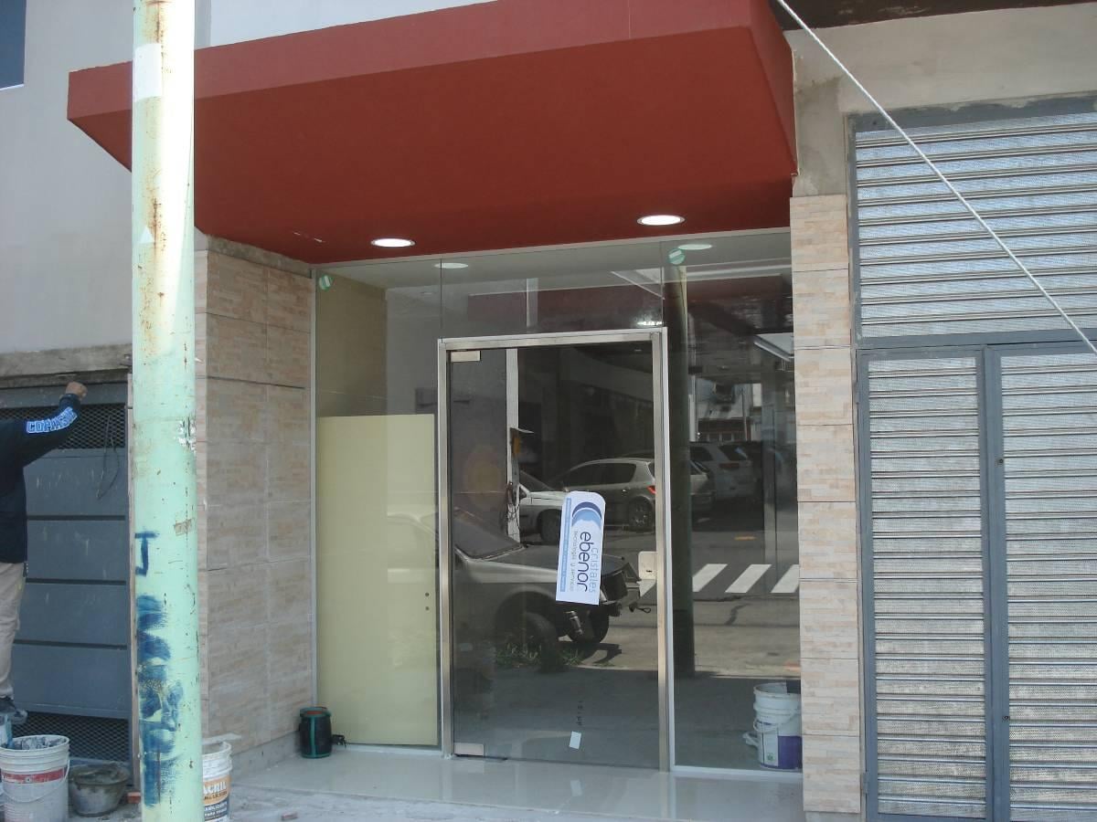 PARQUE AVELLANEDA. EVA PERON 4300 Dtos 2 Amb. Contrafrente Patio IMPECABLE