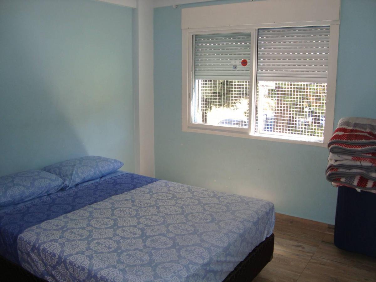 Floresta Norte. *impecable* Departamento de 3 Amb. Al Frente con Balcon. 3