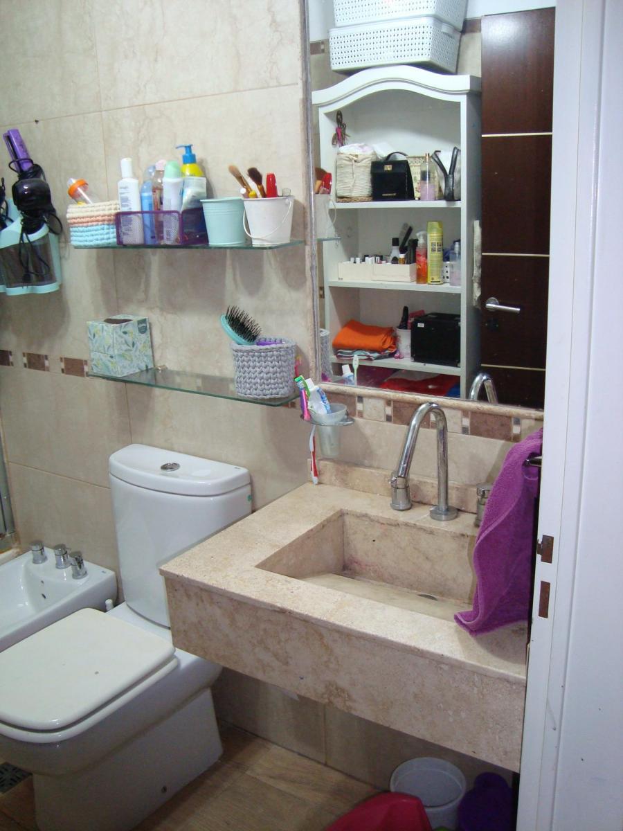Foto de VILLA LURO. ARAUJO 500. SEMIPISO 4 AMBIENTES C/FRENTE PATIO PARRILLA., imagen 3