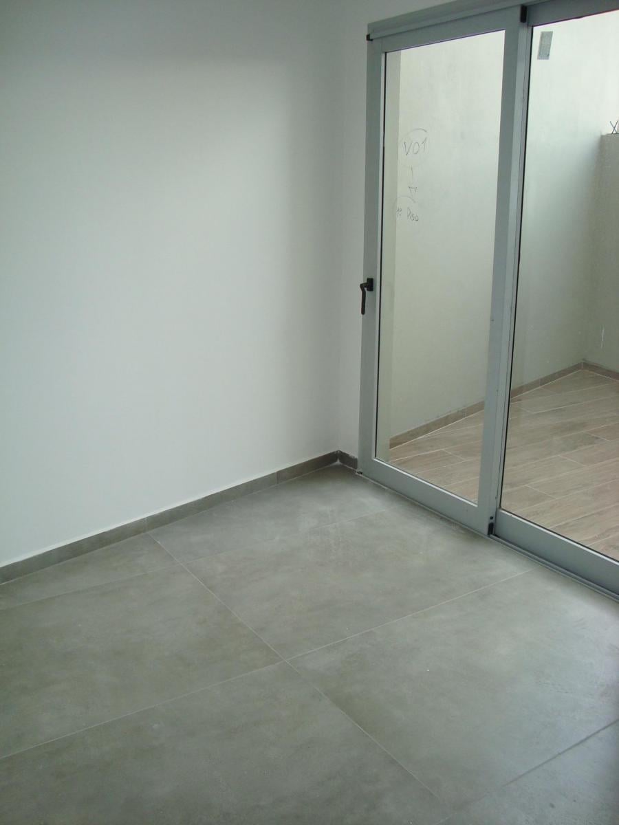 Foto de VILLA LURO. EDIFICIO CONSTRUIDO POR NOCITO. AV. RIVADAVIA 10600. 2 AMB, imagen 4