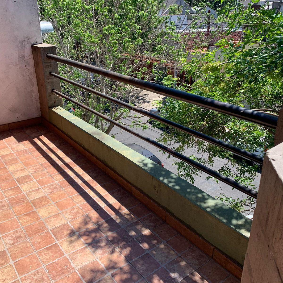 Villa Luro. Miralla y Patron. Depto 3 Amb Frente Balcon y Cochera. 4