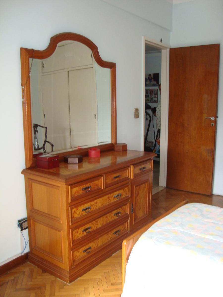 Caballito. Av La Plata 600. Piso 5 Ambientes Dep/serv. Cochera Baulera. 2