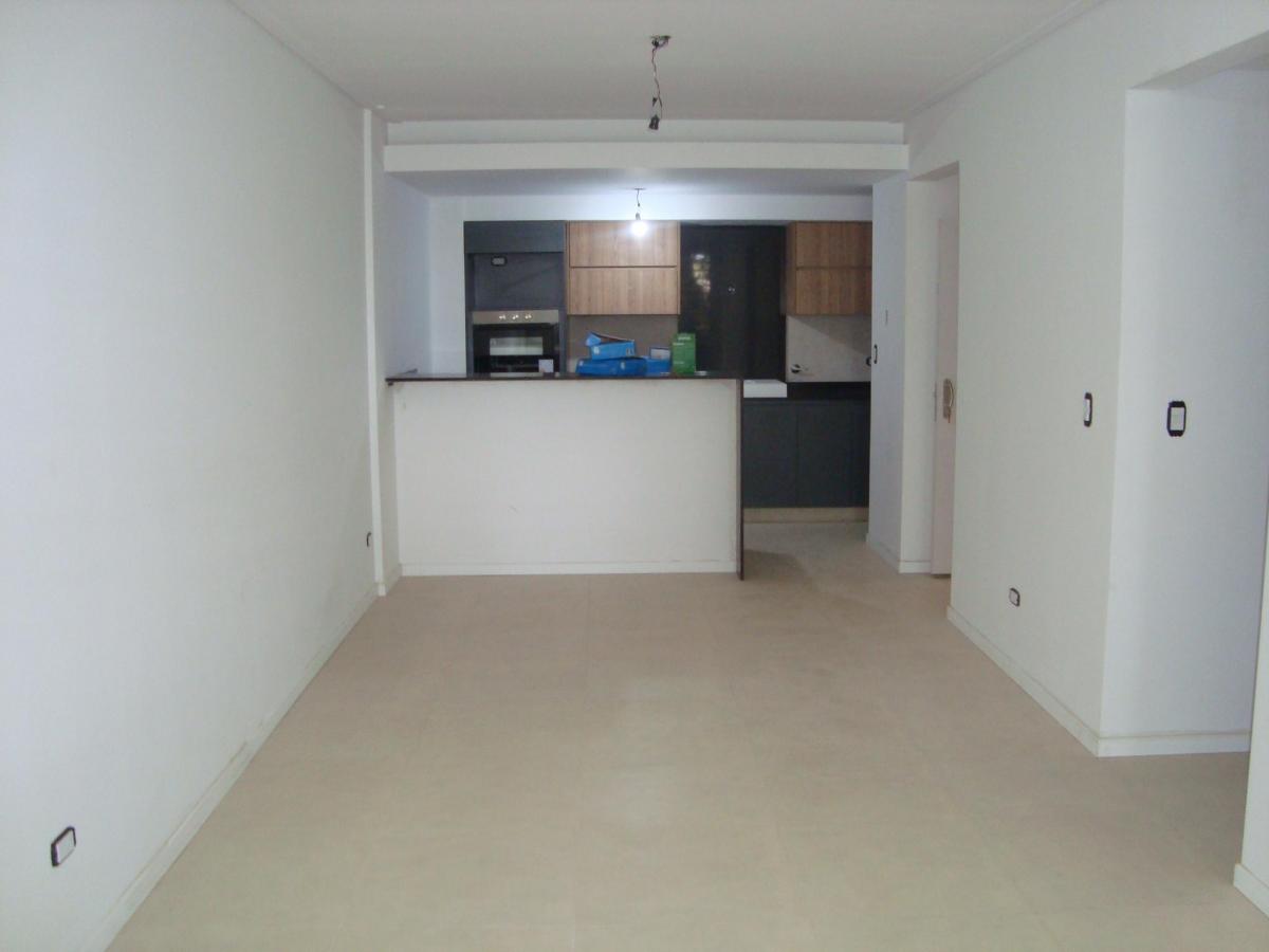 Villa Real. Moliere 1700: Semipiso 3 Ambientes Terraza Propia y 2 Cocheras. 3