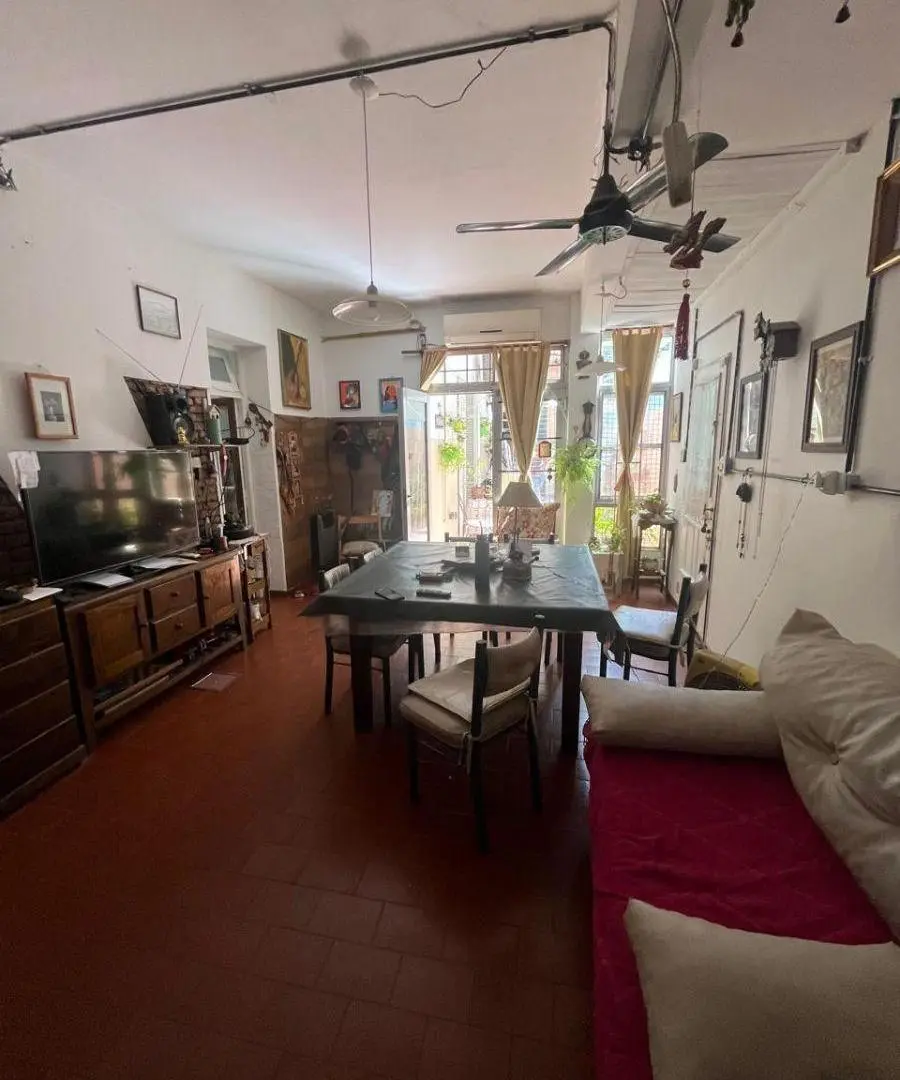 VILLA LURO. YERBAL 6000. CASA 7 AMBIENTES CON COHERA. IDEAL 2 FAMILIAS 5
