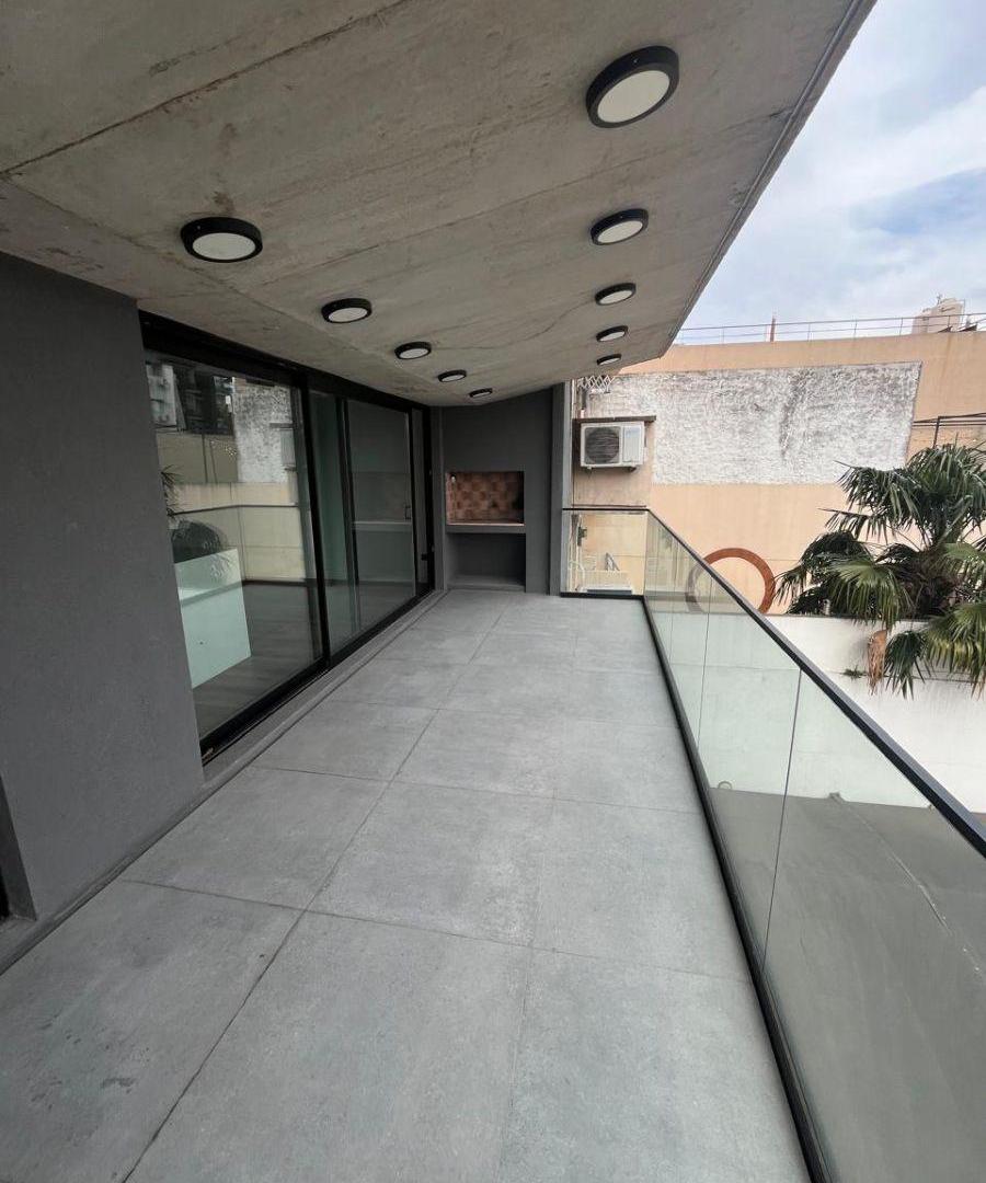 Foto de VILLA LURO. LARRAZABAL 500. SEMIPISO 4 AMBIENTES CONTRAFRENTE CON, imagen 2