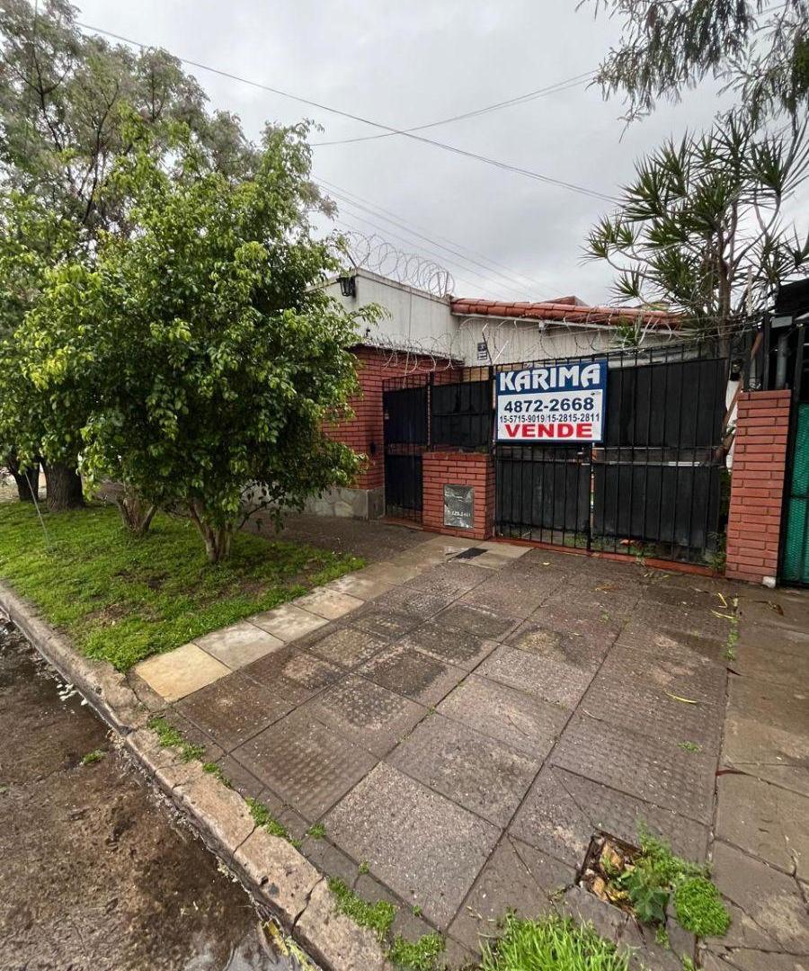 Foto de HAEDO. URUGUAY 900. CASA 3 AMB. CON PATIO, imagen 1