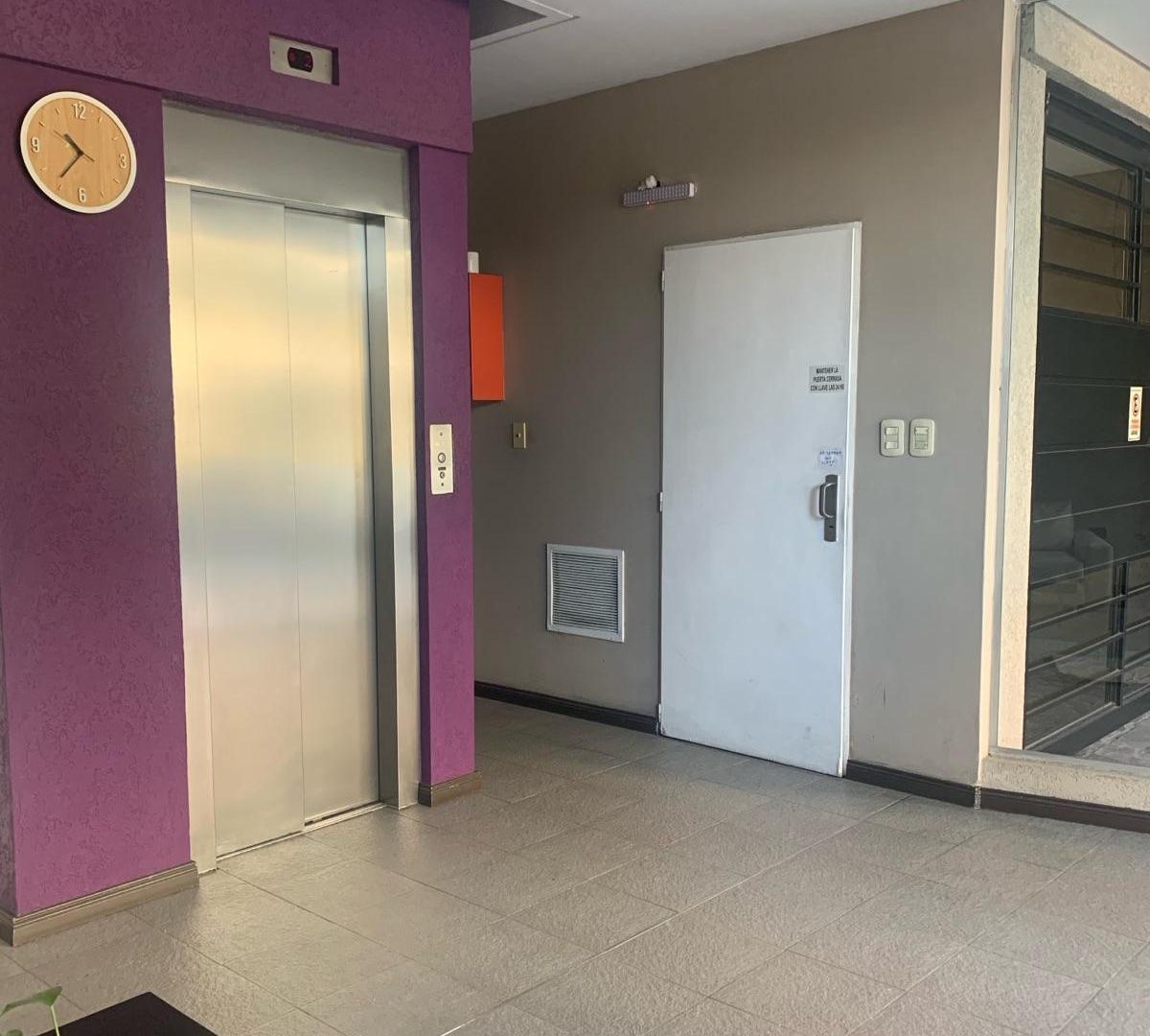 Foto de Departamento - Lanús Oeste, imagen 2