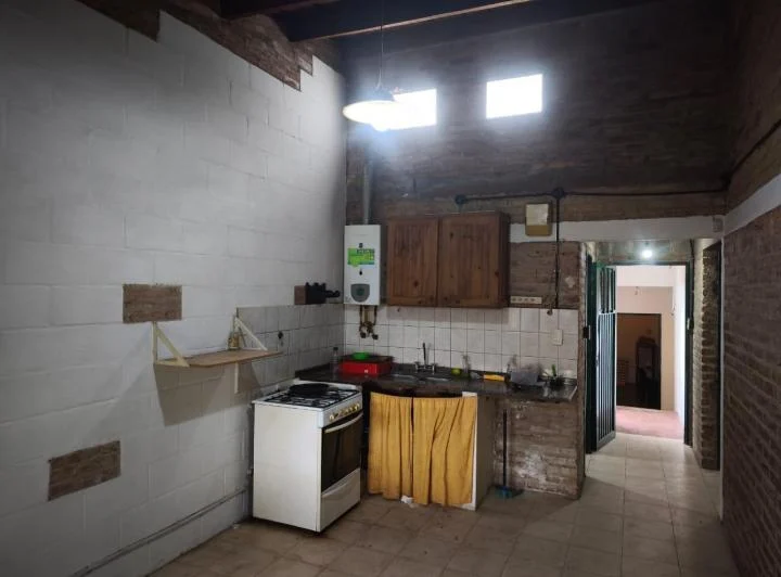 Casa. 3 dorm. 1 baño. Patio amplio. B Villa Warcalde 1