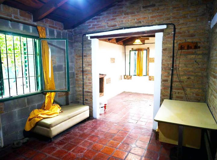 Casa. 3 dorm. 1 baño. Patio amplio. B Villa Warcalde 5