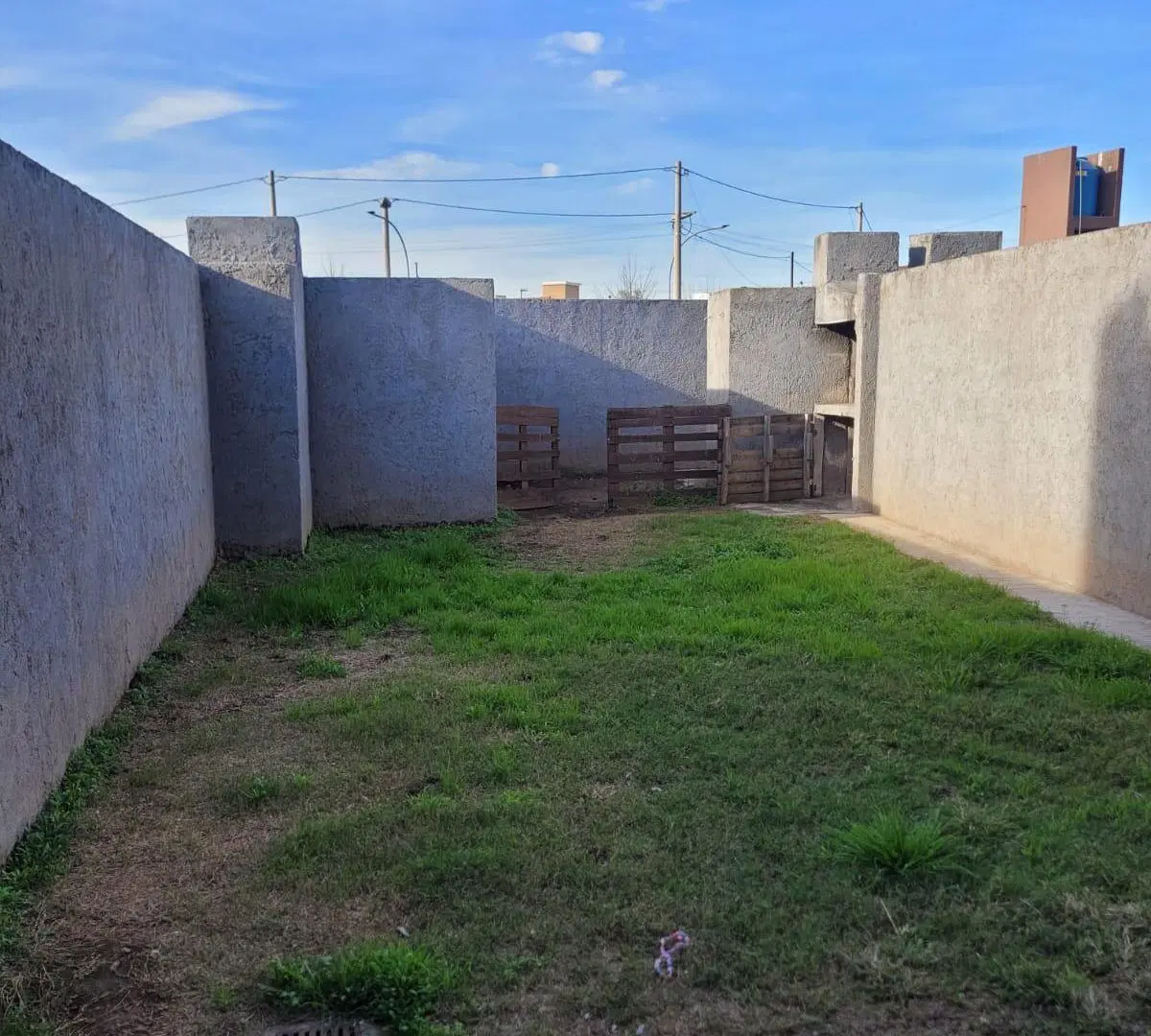 Dúplex. 2 dorm. 2 baños. Patio con asador. B Valle Cercano 5