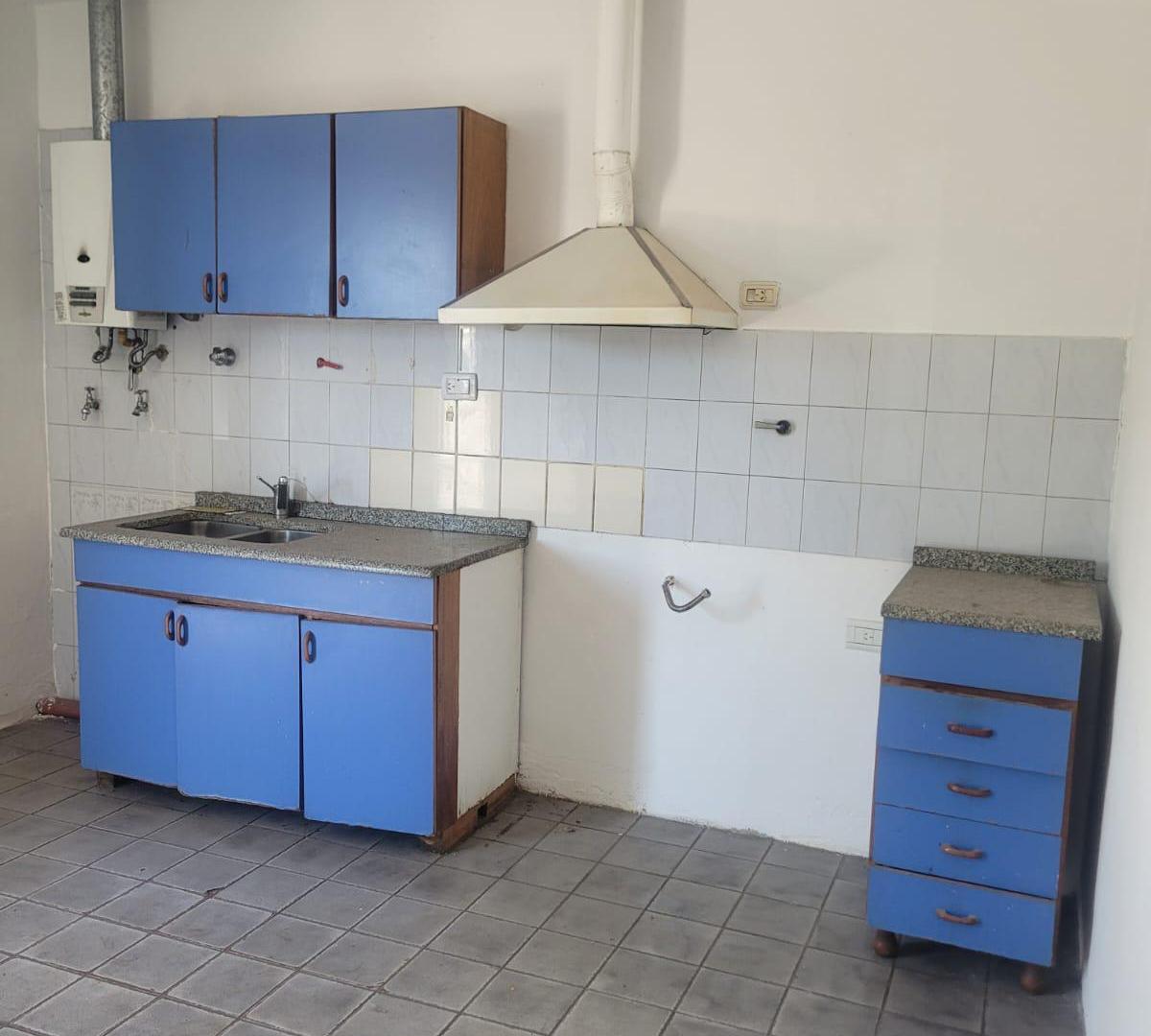 Foto de Dpto. 1 dorm. 1 baño. Planta baja. Patio. B Villa Azalais, imagen 3