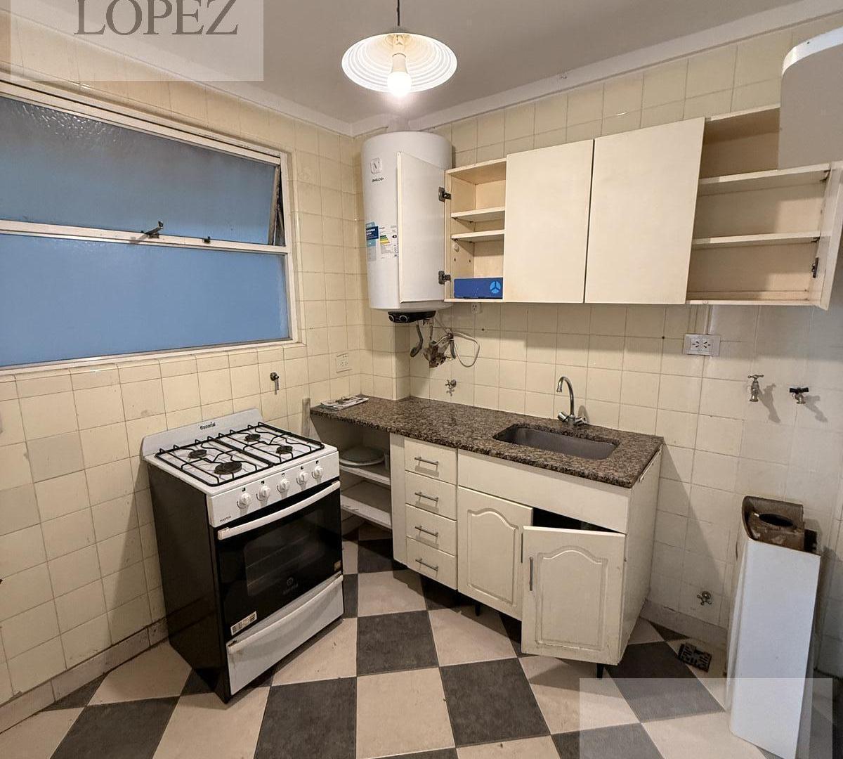 Foto de VENTA Departamento en Vicente Lopez - 2 ambientes AL FRENTE muy luminoso, imagen 5