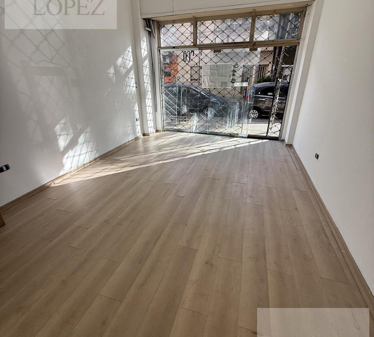 Foto de Venta Local Comercial en Florida con Frente a la Calle, imagen 3