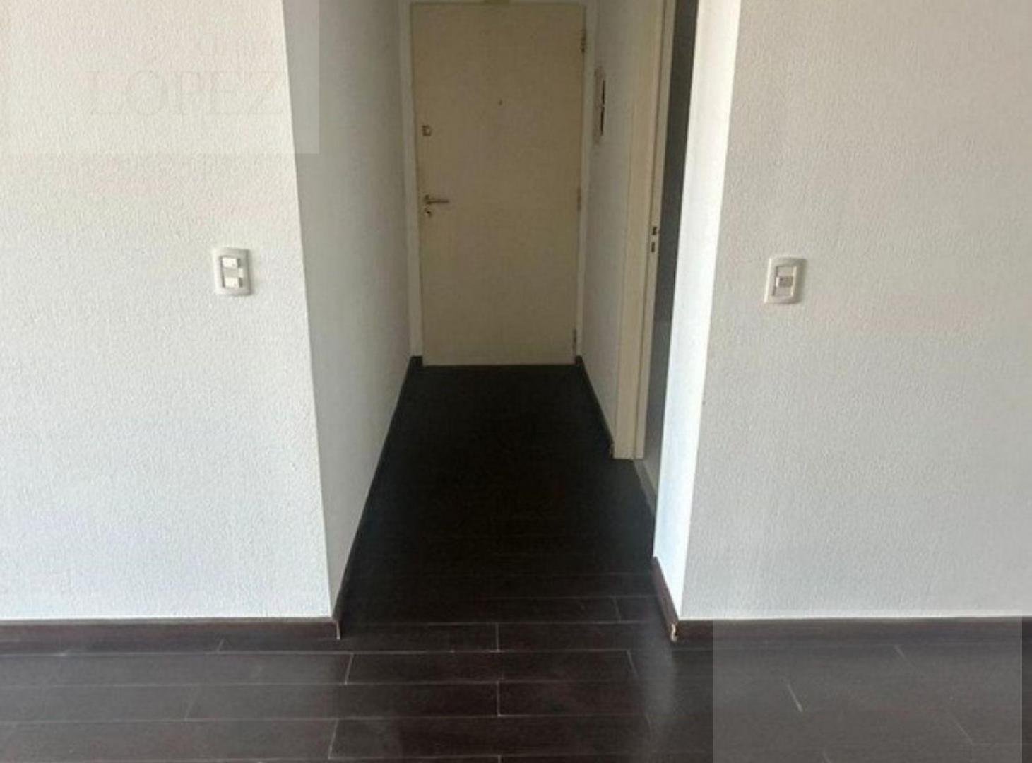 Foto de alquiler temporario y amoblado MONOAMBIENTE centro comercial de Villa, imagen 1