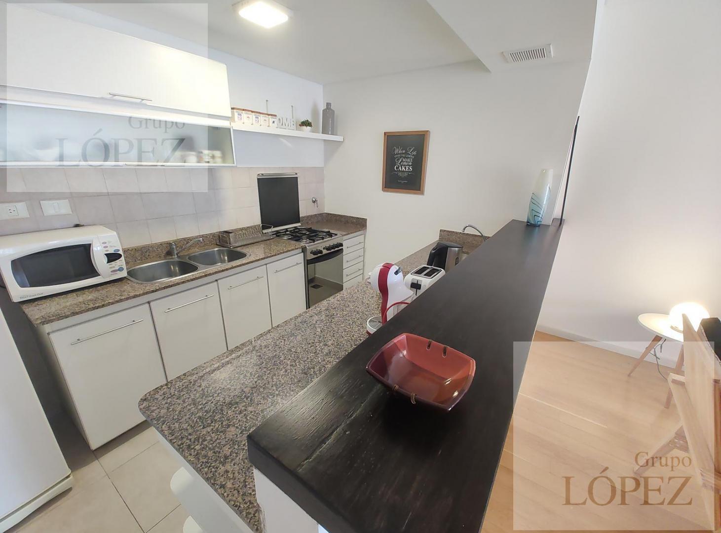 Foto de Alquiler Departamento en Vicente López – AMOBLADO - Balcón, Cochera y, imagen 1