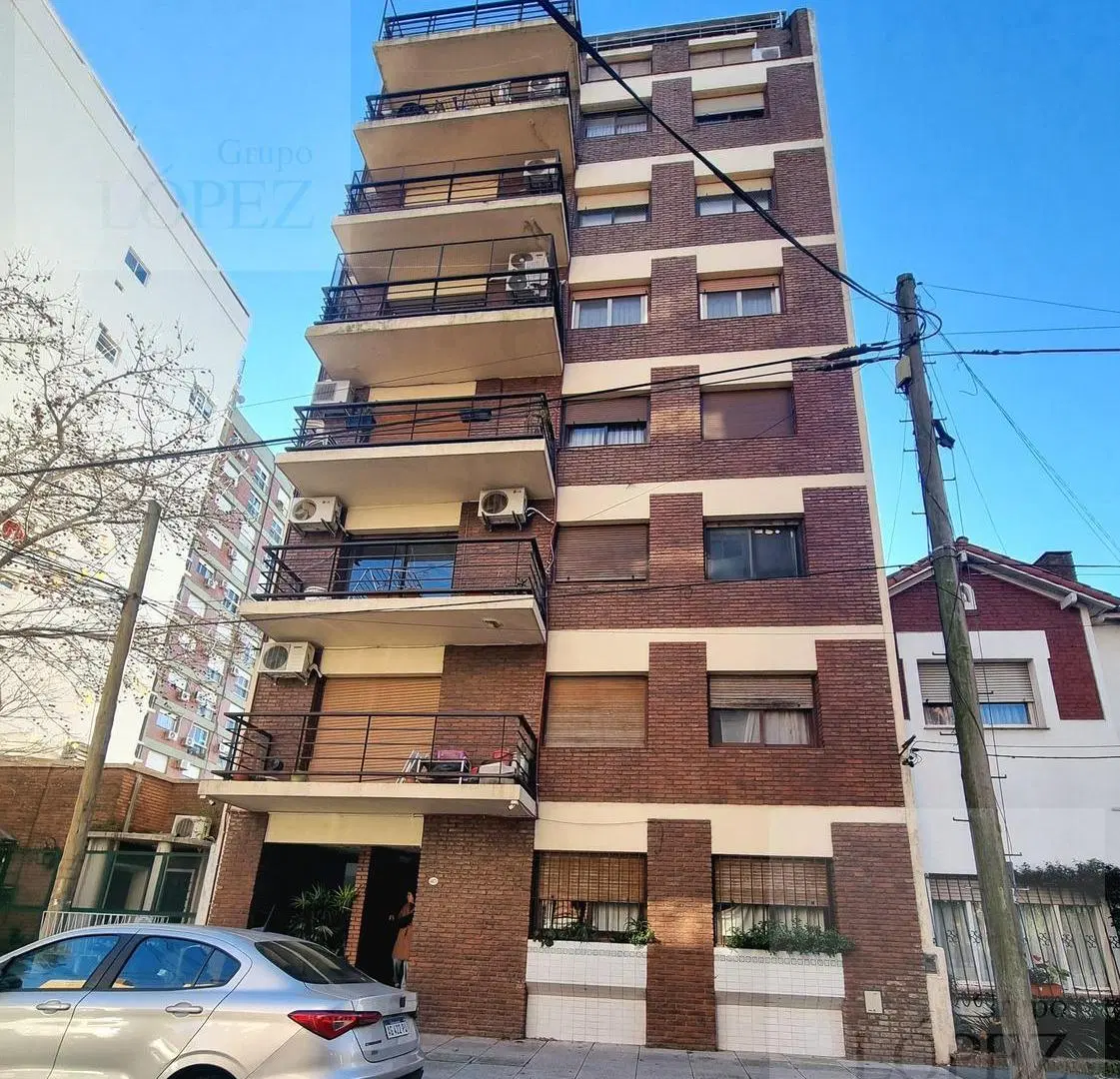 Departamento 3 ambientes al Frente c/ balcon aterrazado 2