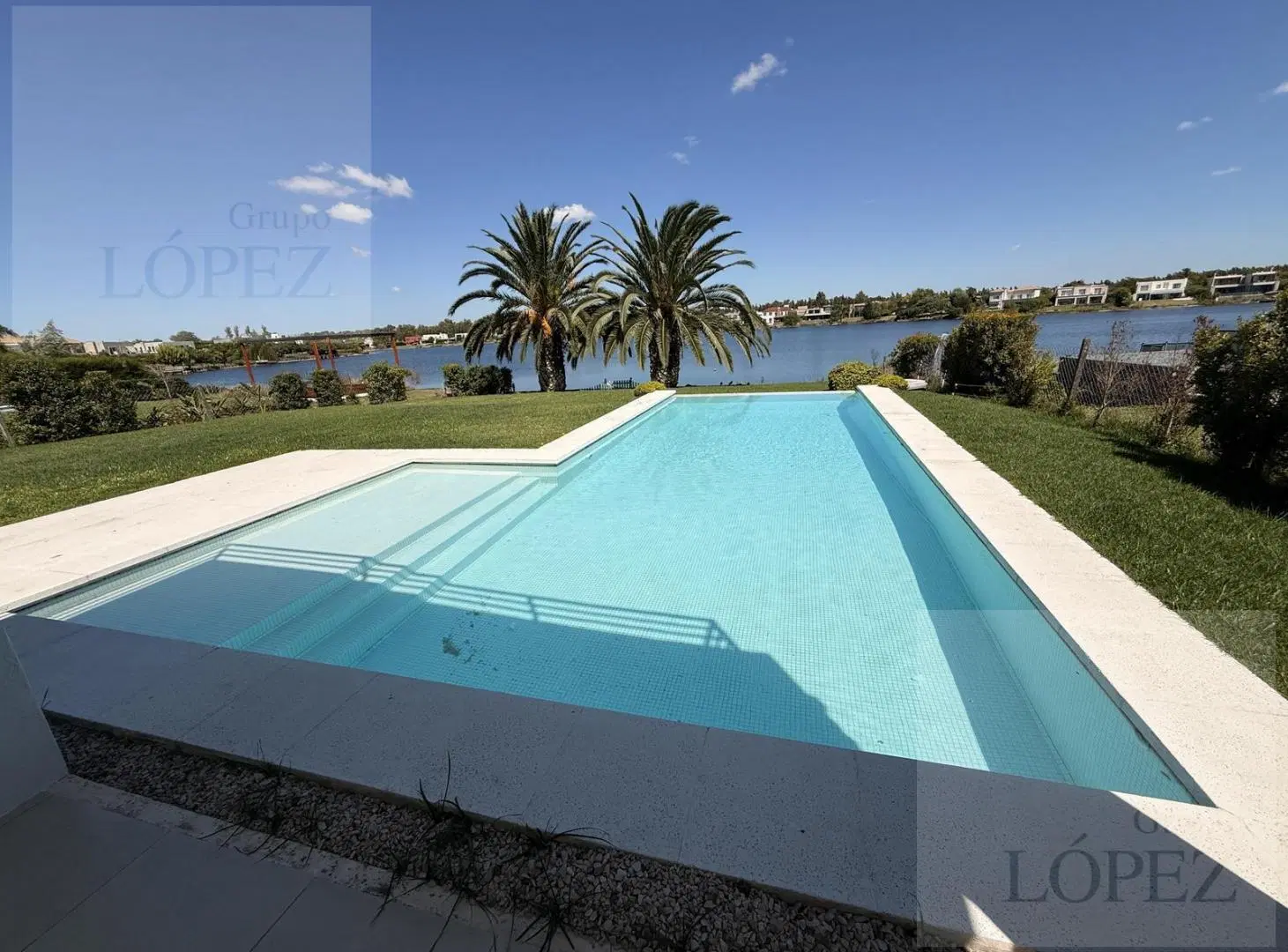 Casa amoblada en alquiler en Barrio Privado Villanueva, Tigre – Vista al lago 3