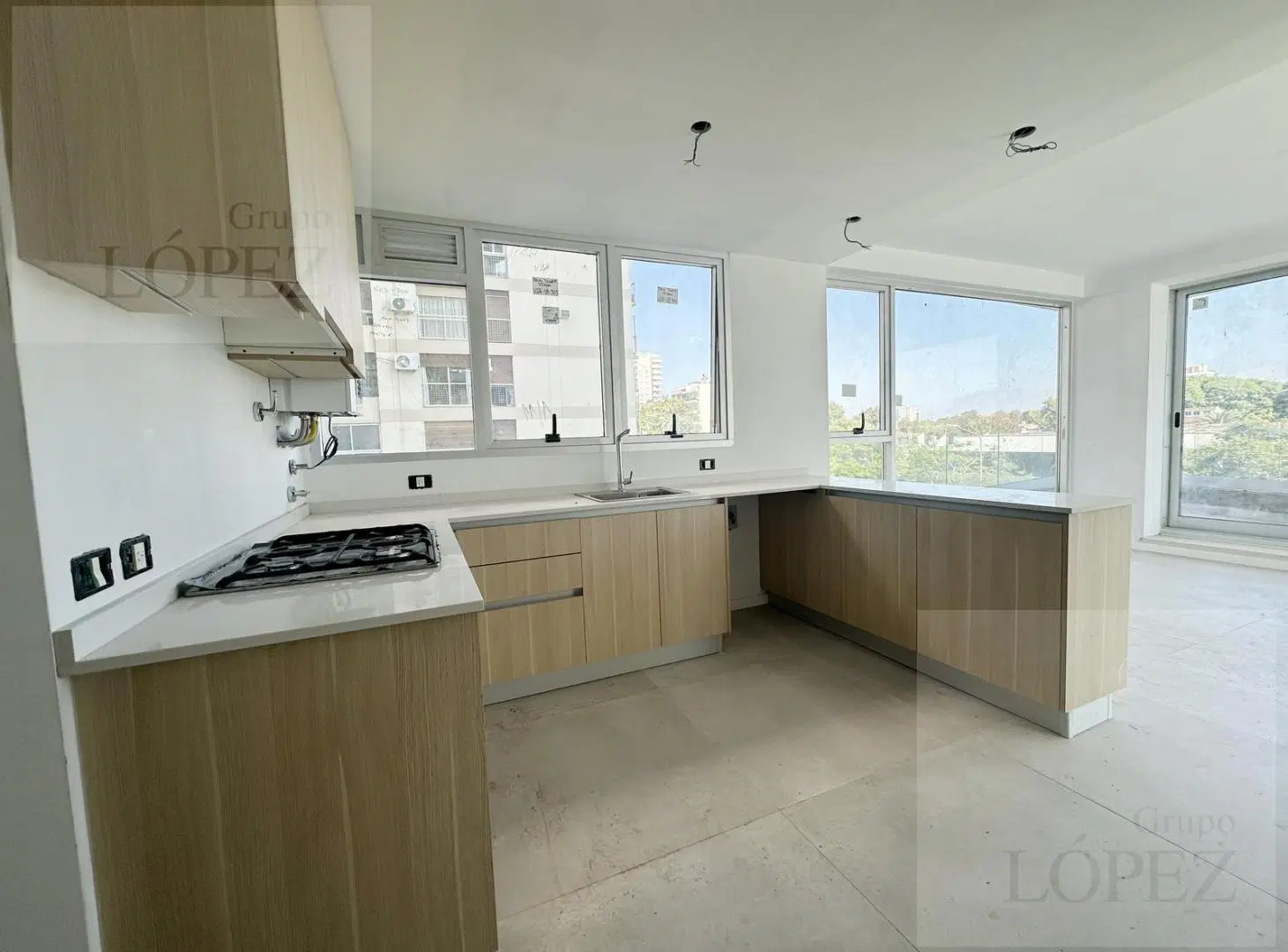 Venta Departamento de 2 Dormitorios y 2 Baños en Vicente López - Zona Norte 4