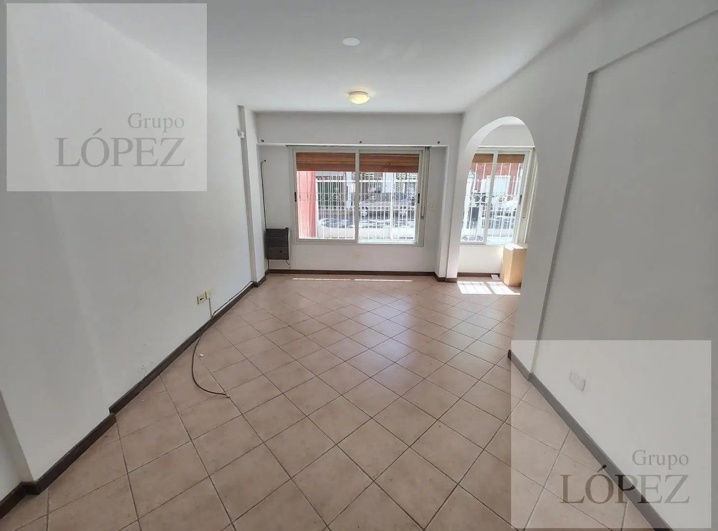 Alquiler Depto 3 ambientes, Olivos, c/guardacoche SUM y parrilla, APTO PROFESIONAL/OFICINA 4