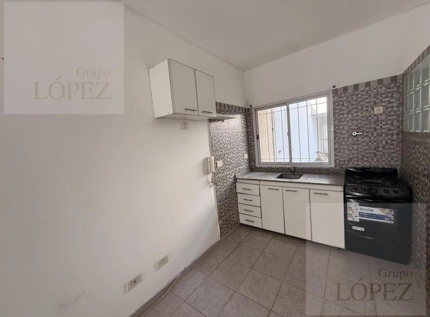 Venta Duplex en Munro - 3 ambientes con cochera, patio, parrilla, jardín, APTO CRÉDITO 8