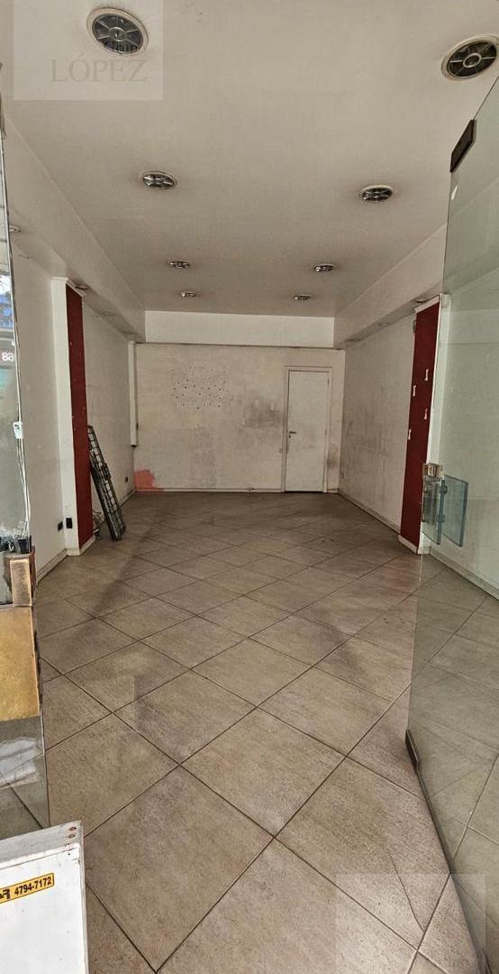 Foto de Local en Alquiler en Vicente López Excelente ubicación, imagen 3