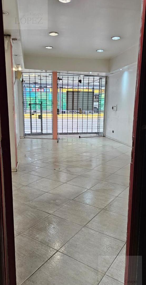 Foto de Local en Alquiler en Vicente López Excelente ubicación, imagen 4