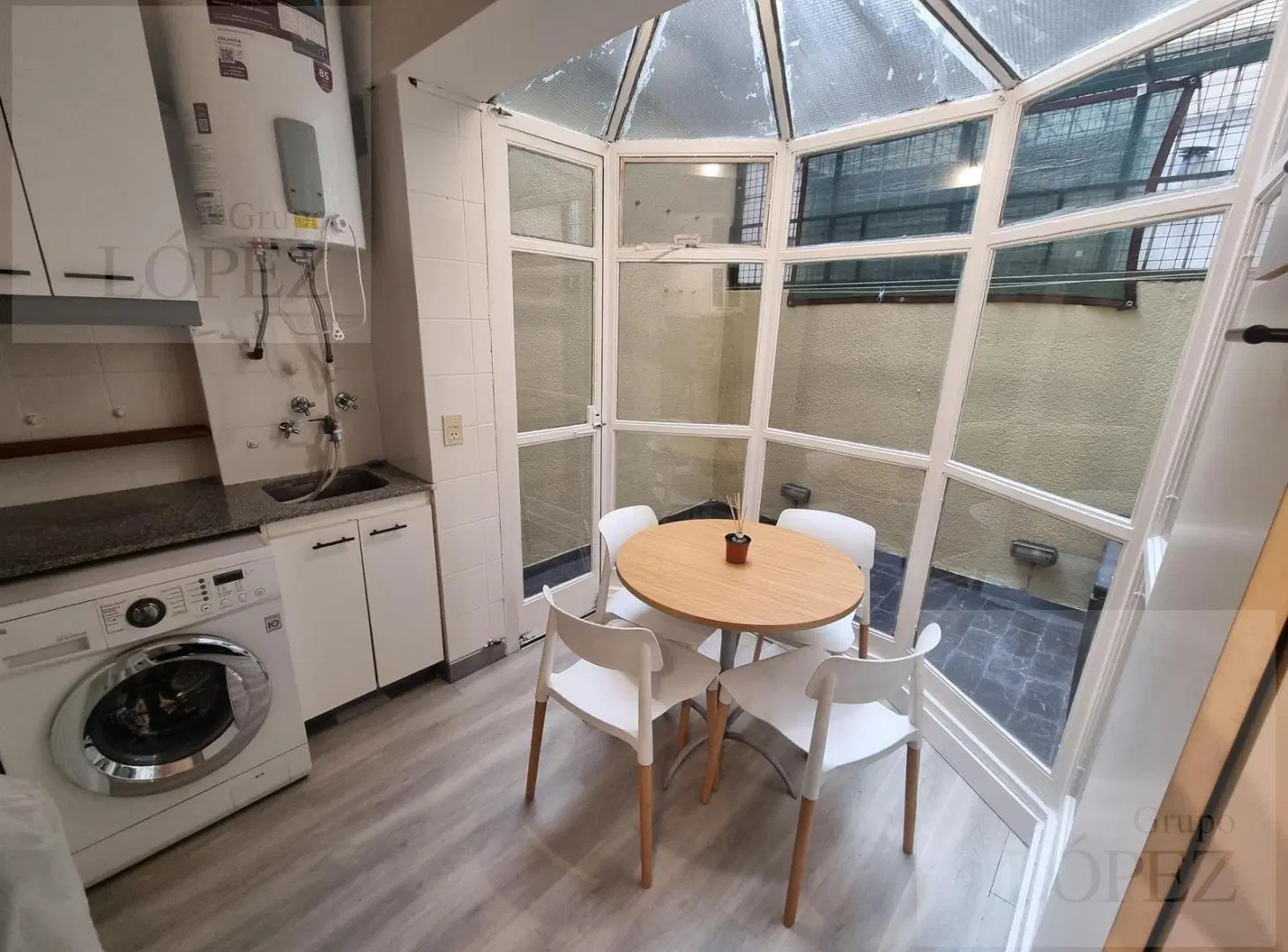 Departamento en Belgrano - Alquiler Temporario Amoblado, 3 ambientes al frente con balcón 4