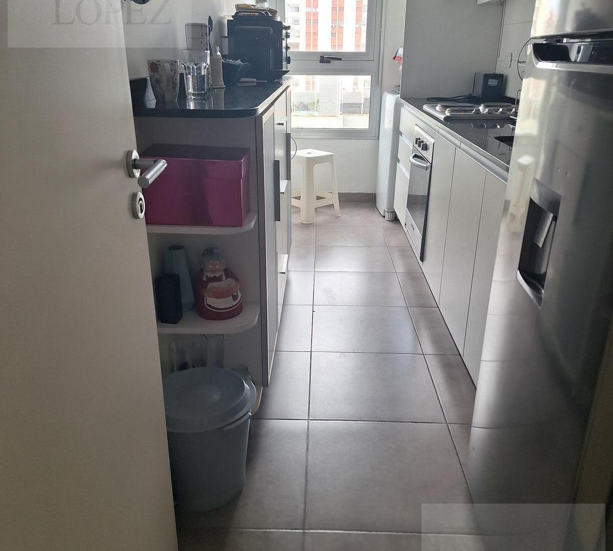 Foto de Alquiler Departamento Vicente López de 3 ambientes con balcón corrido, imagen 2