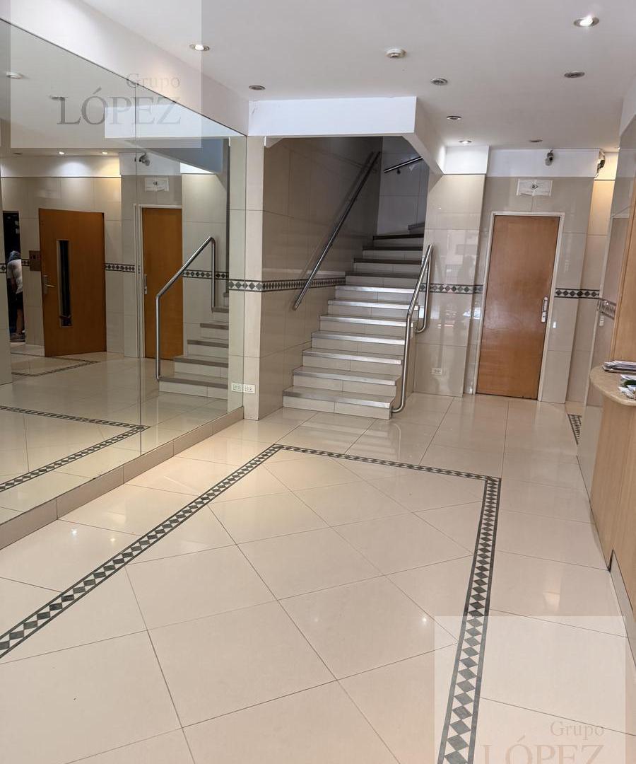 Foto de Venta Departamento en Vicente López - 2amb con balcón al frente a 2, imagen 2