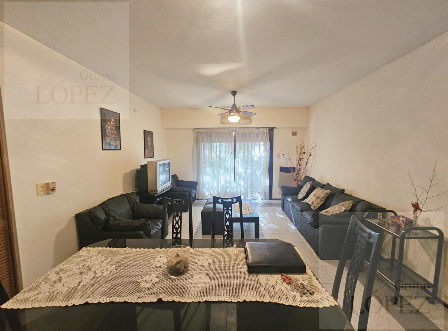 Foto de Departamento 3 ambientes al frente con balcón - Villa General Mitre, imagen 2