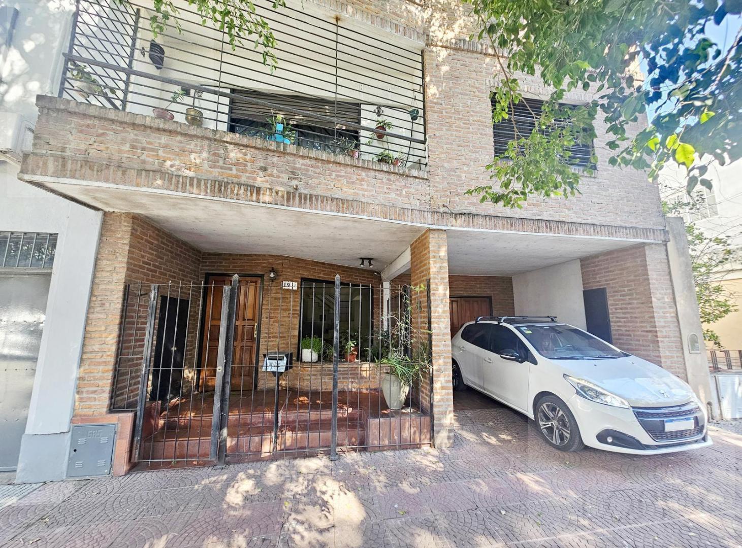 Foto de Departamento 3 ambientes al frente con balcón - Villa General Mitre, imagen 5