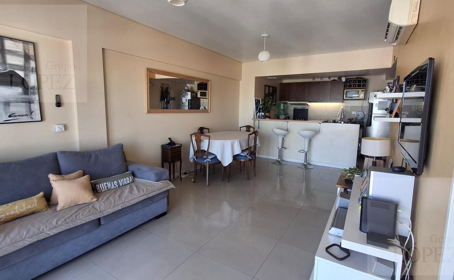 Foto de Departamento en Barrio Vicente López, 2 amb. con cochera descubierta y, imagen 5